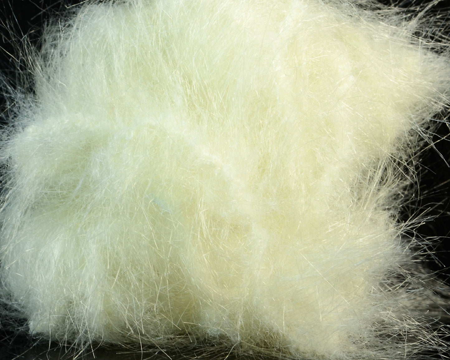 Hareline Wire Free Synthetic Fox Brushes - Spawn Fly Fish - Hareline Dubbin