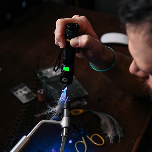 Loon UV Infinity Light - Spawn Fly Fish - Loon Outdoors