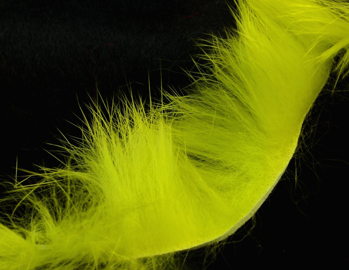 Hareline Magnum Rabbit Strips - Spawn Fly Fish - Hareline Dubbin