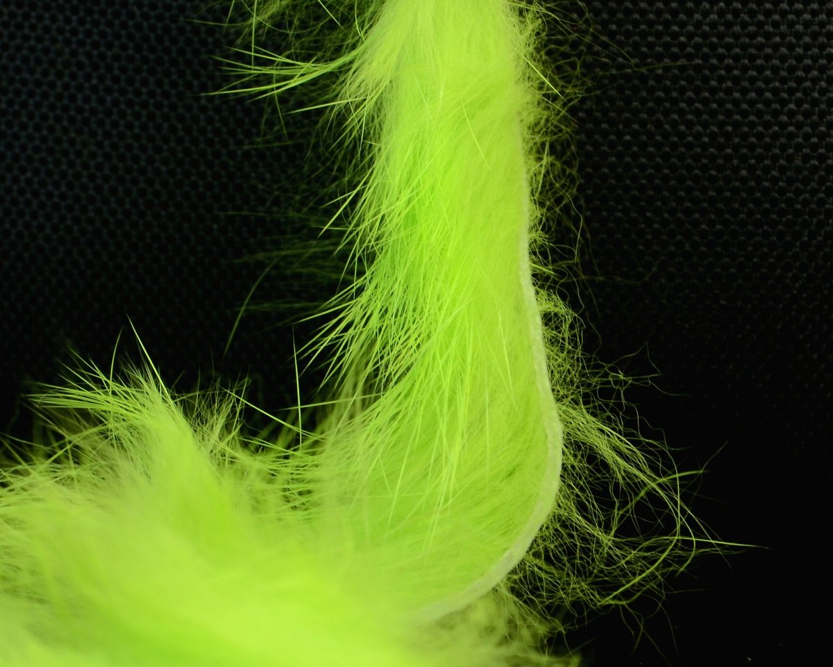 Hareline Magnum Rabbit Strips - Spawn Fly Fish - Hareline Dubbin