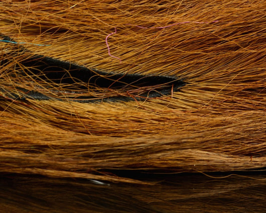 Hareline Northern Bucktail - Spawn Fly Fish - Hareline Dubbin