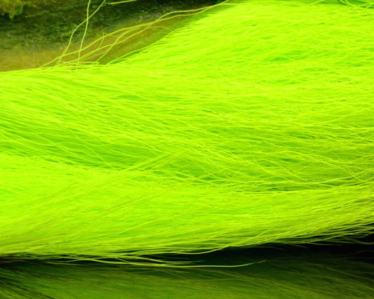 Hareline Northern Bucktail - Spawn Fly Fish - Hareline Dubbin